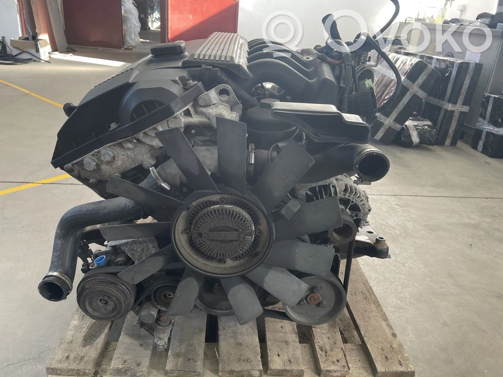 Двигатель   M52B28,245963