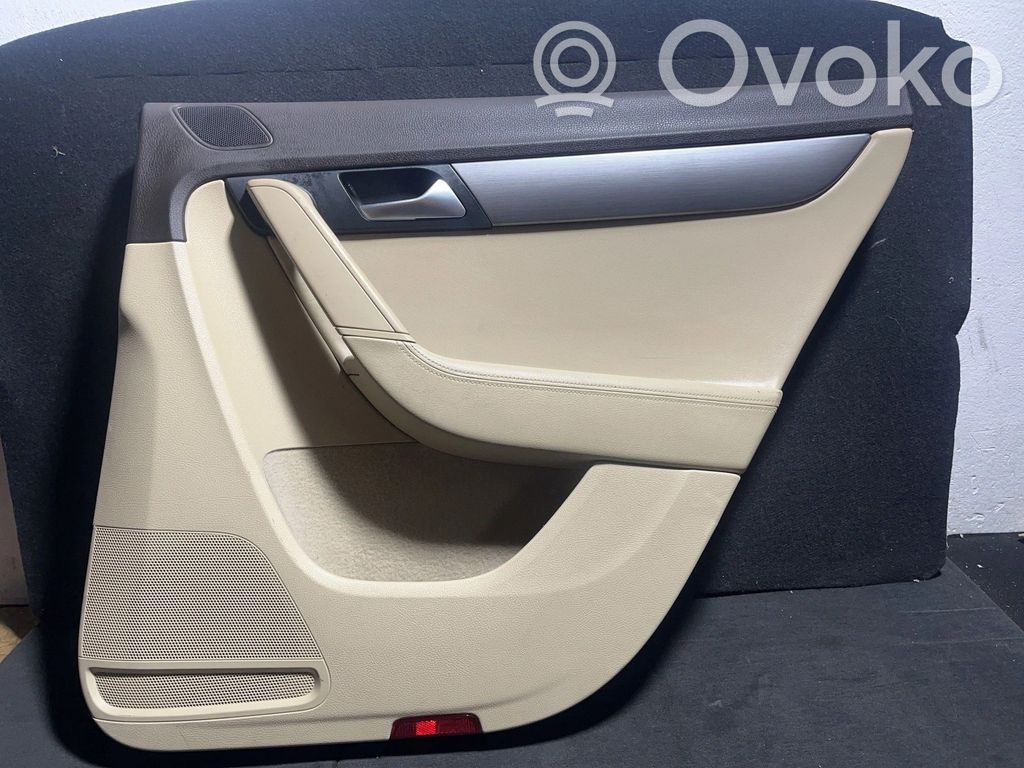 Volkswagen PASSAT B7 Panou interior ușă spate 
