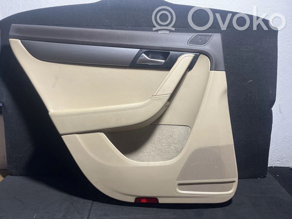Volkswagen PASSAT B7 Panou interior ușă spate 