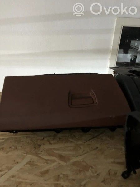 BMW 5 F10 F11 Glove box 