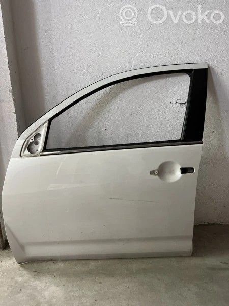 Mitsubishi Outlander Priekinės durys 