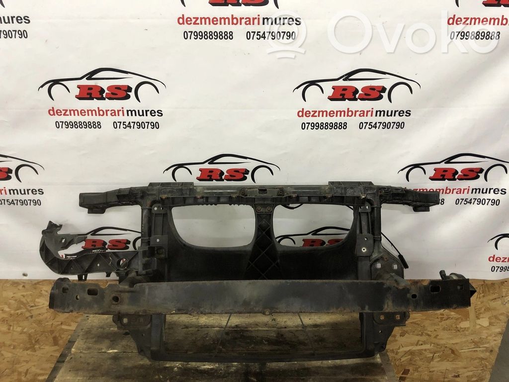 BMW 1 E81 E87 Pannello di supporto del radiatore 