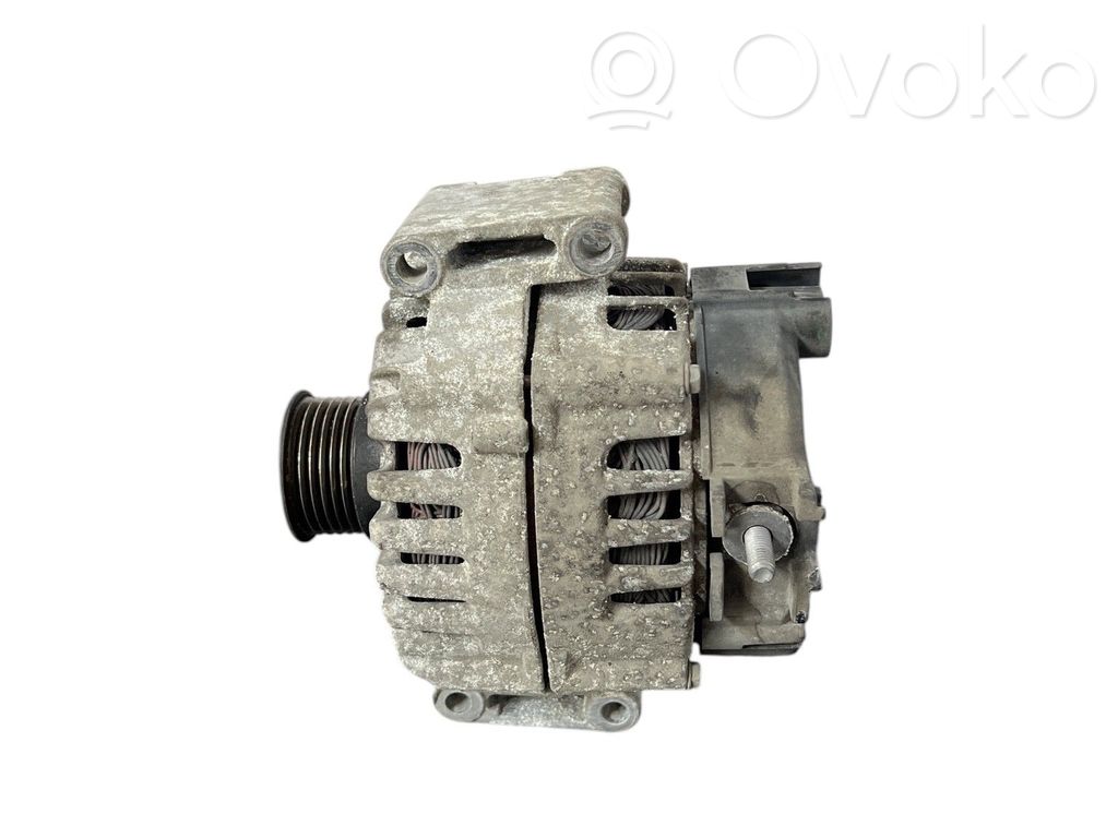 Mercedes-Benz C W204 Alternator 