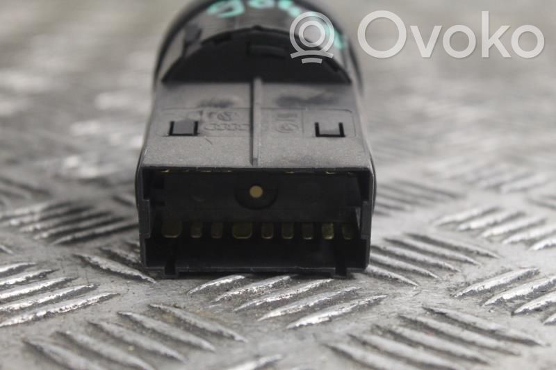 Audi A4 S4 B7 8E 8H Interruptor de luz 