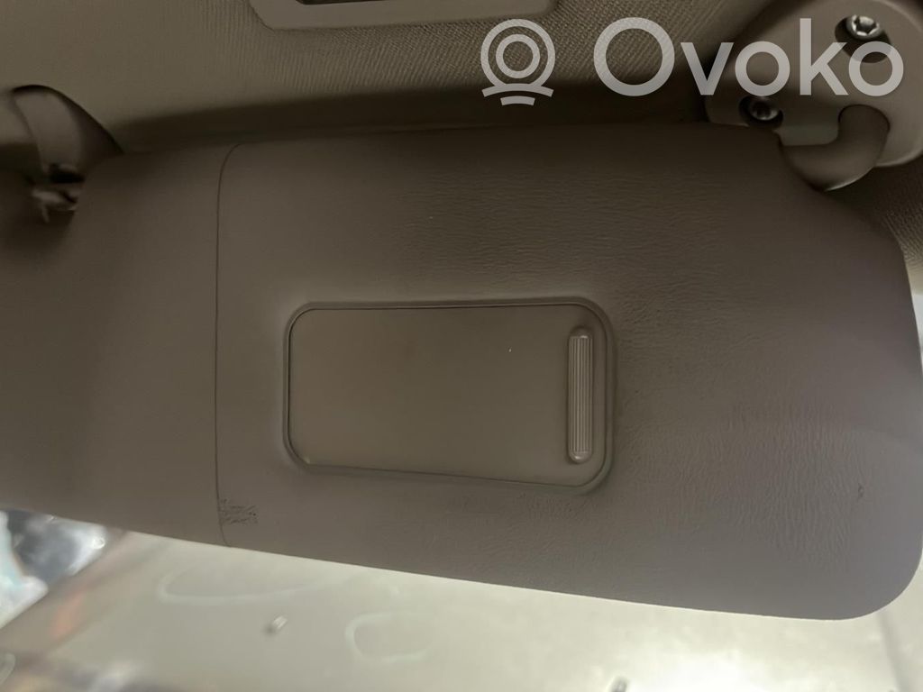 Sun visor