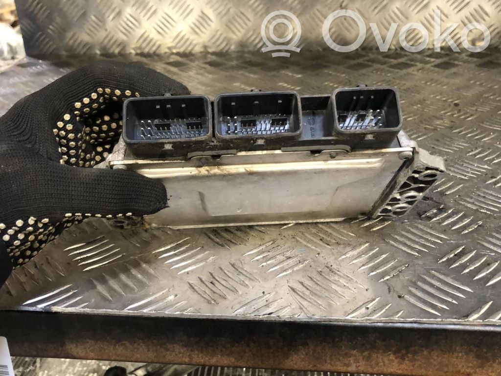 Renault Modus Engine control unit/module 