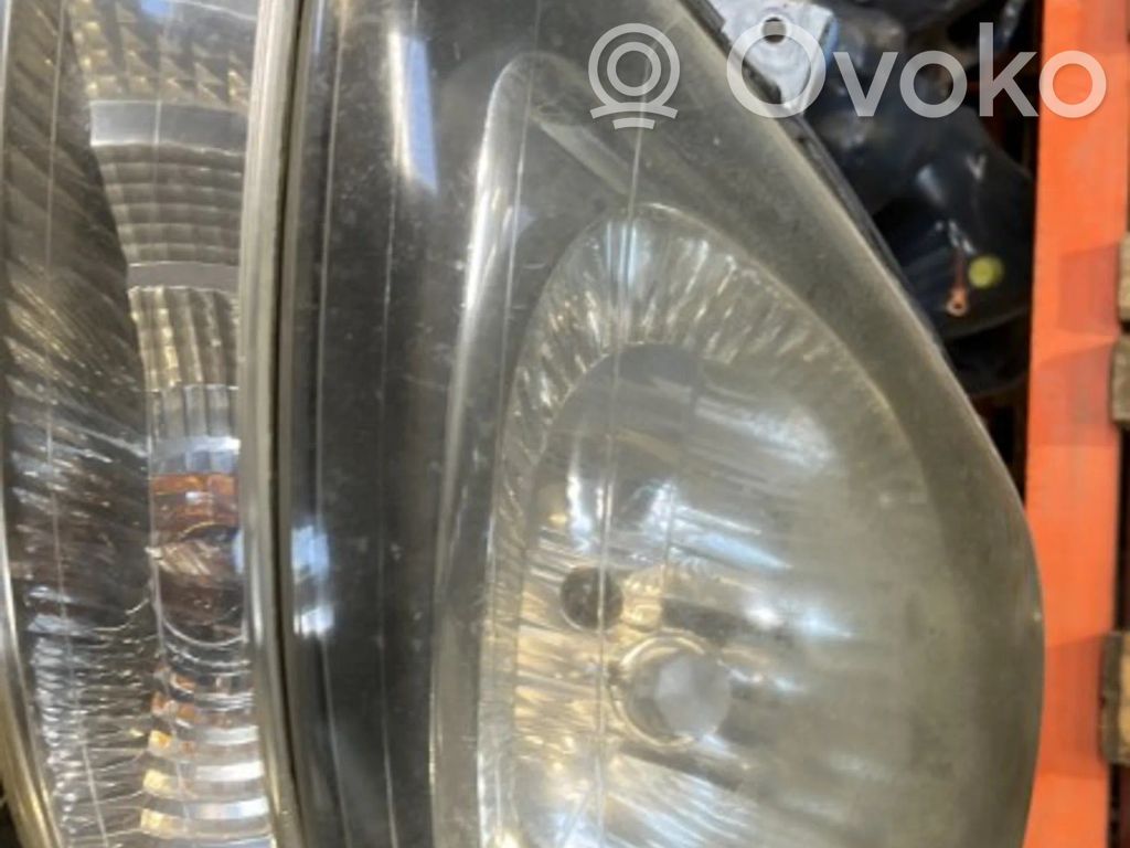 Renault Trafic II (X83) Scheinwerfer 