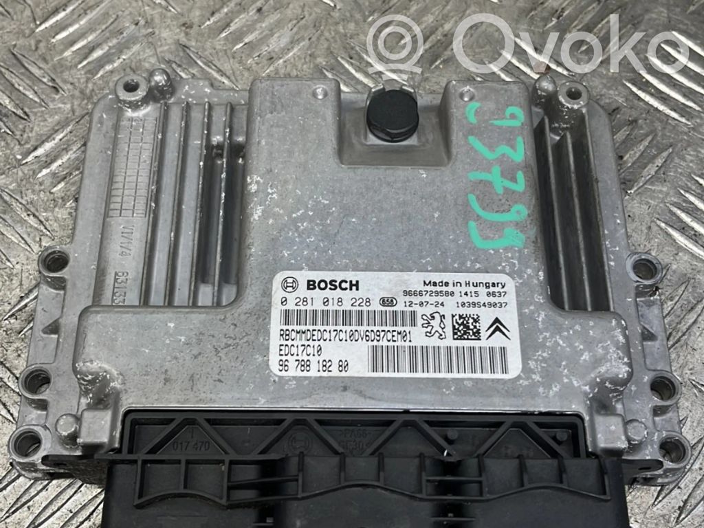 Peugeot 308 Engine control unit/module 
