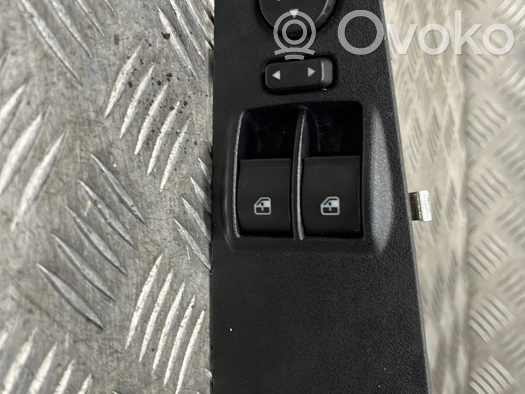 Fiat Bravo Electric window control switch 
