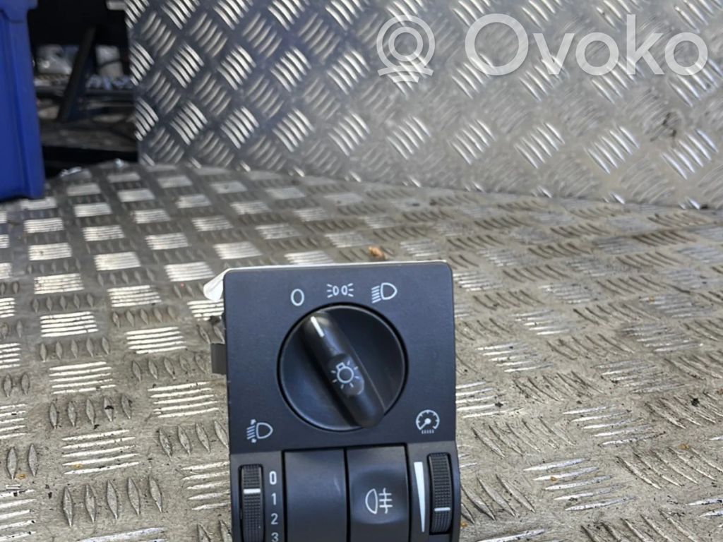 Opel Corsa C Light switch 