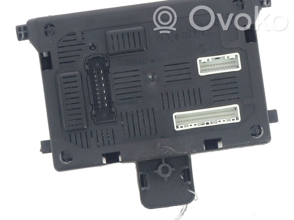 Renault Clio III BSM Control unit 
