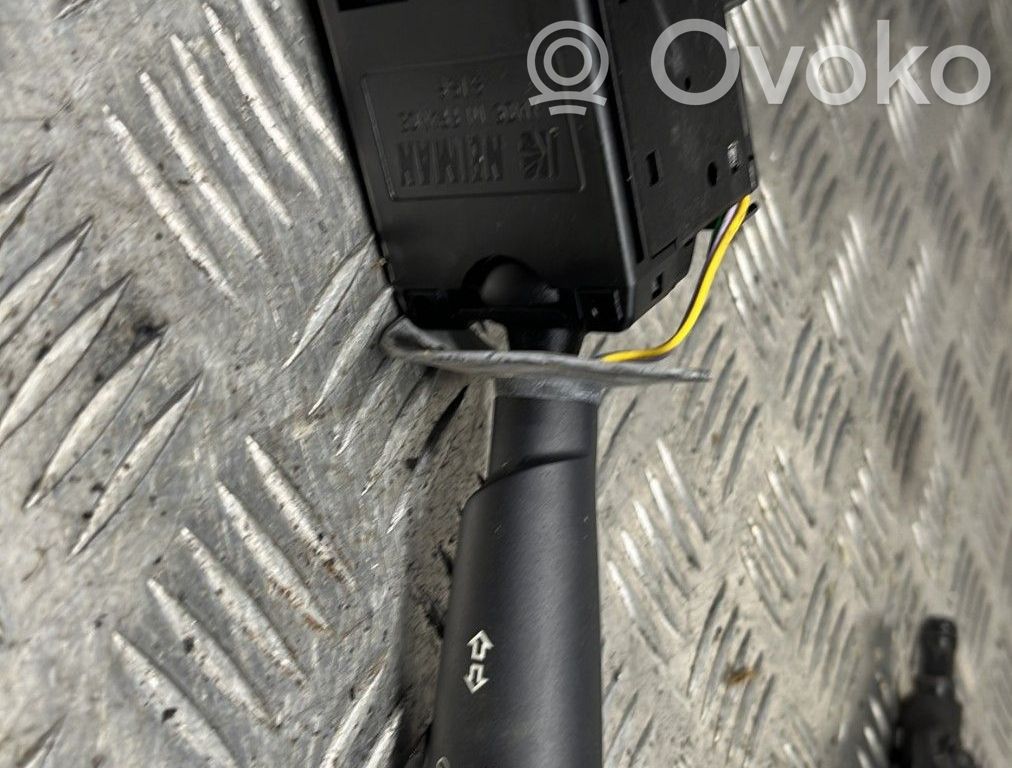 Peugeot 607 Indicator stalk 