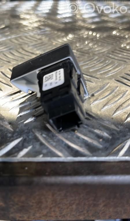 Citroen C5 Hazard light switch 