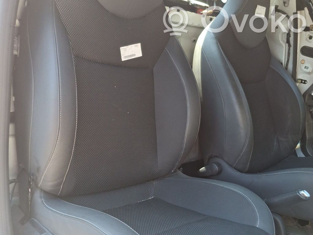Renault Wind Scaun față pasager 