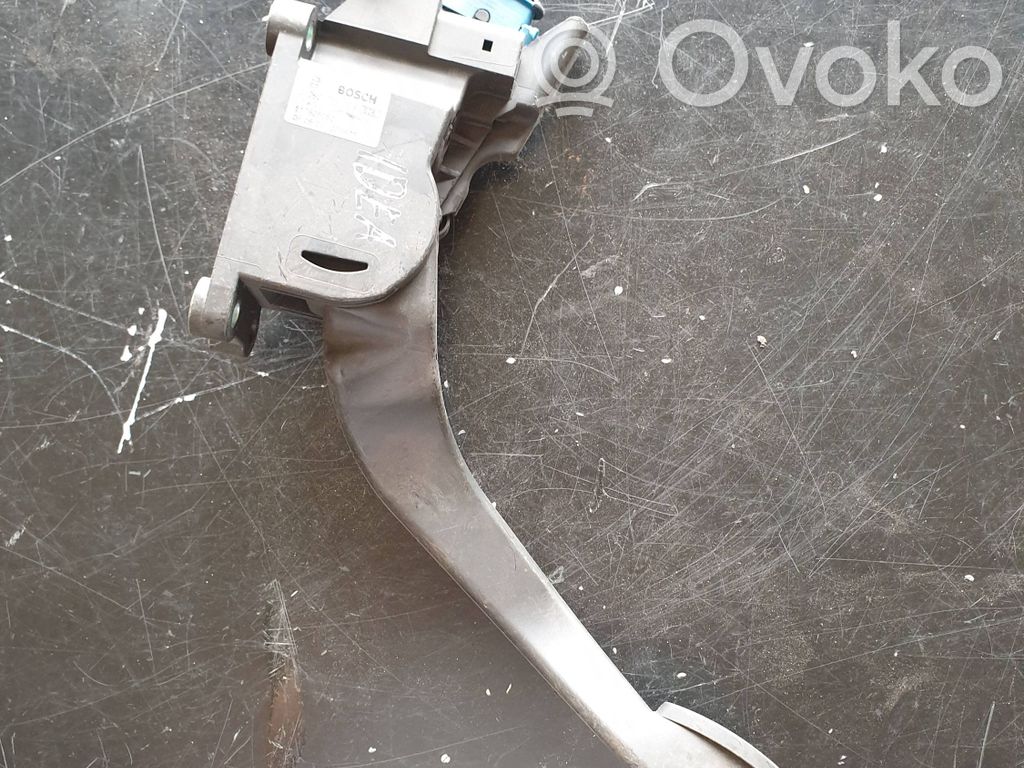 Fiat Idea Accelerator throttle pedal 