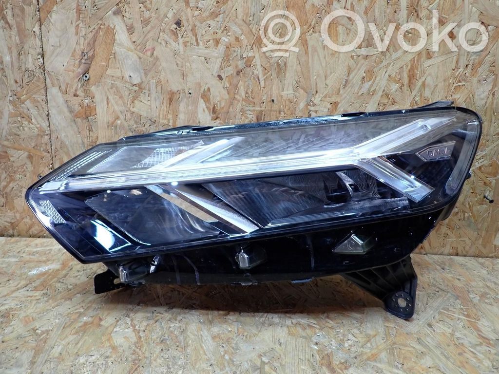 Dacia Sandero III Lampa przednia 