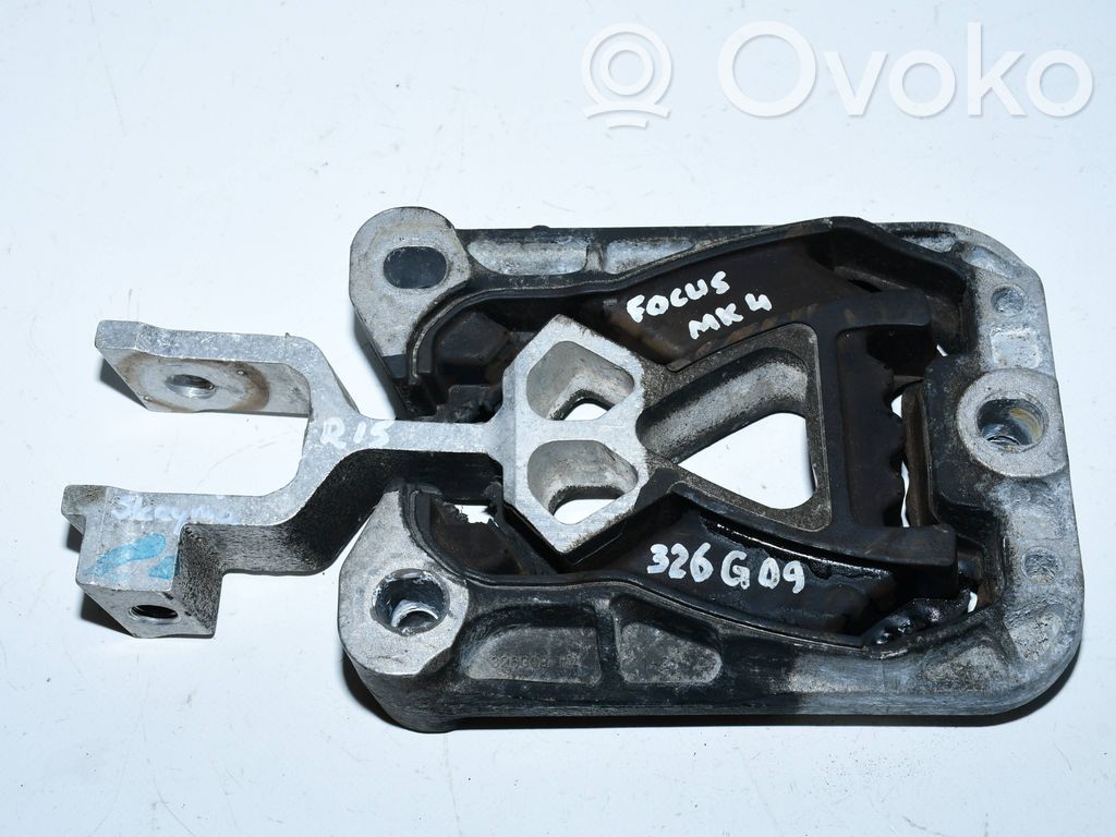 Ford Focus Gearbox mounting bracket 