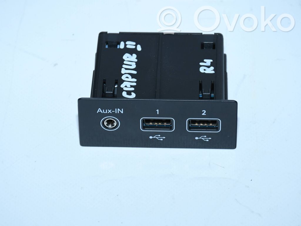 Enchufe conector USB   280231553R