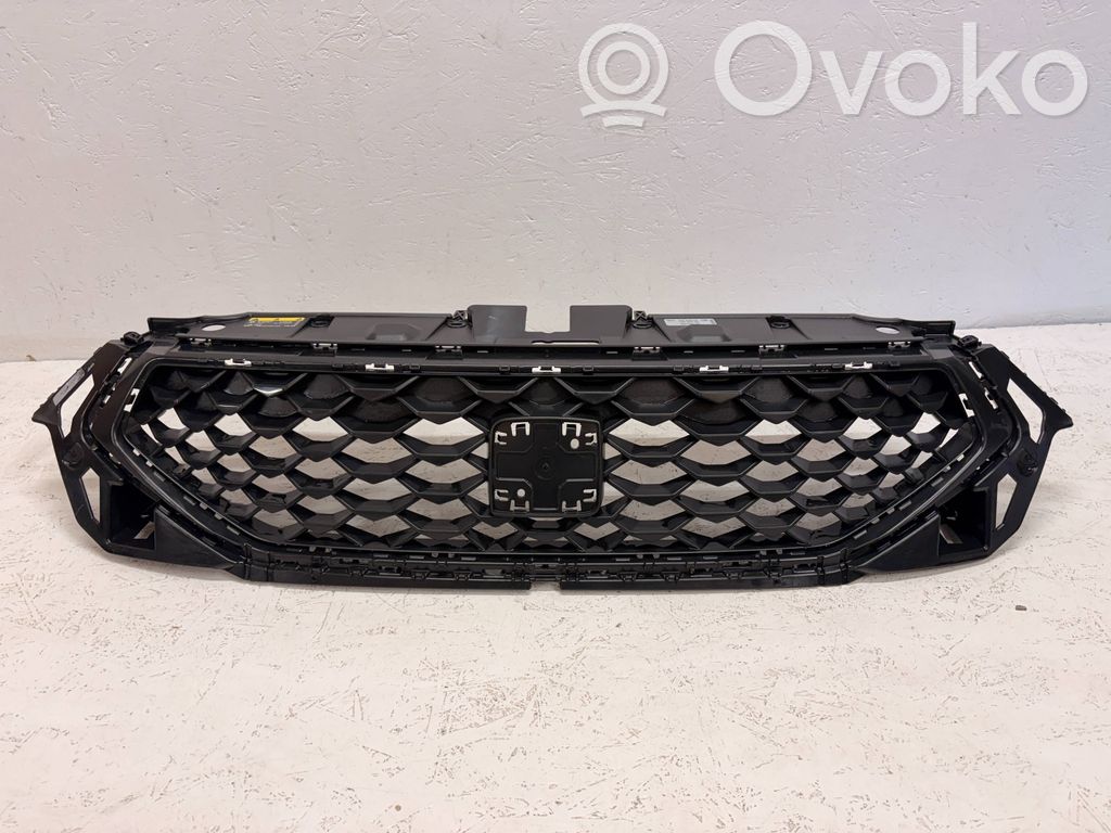 Seat Ateca Maskownica / Grill / Atrapa górna chłodnicy 