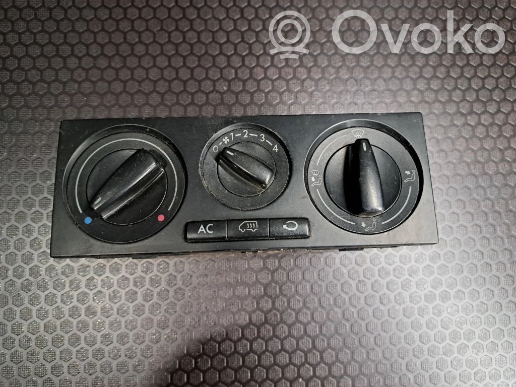 Seat Alhambra (Mk1) Climate control unit 