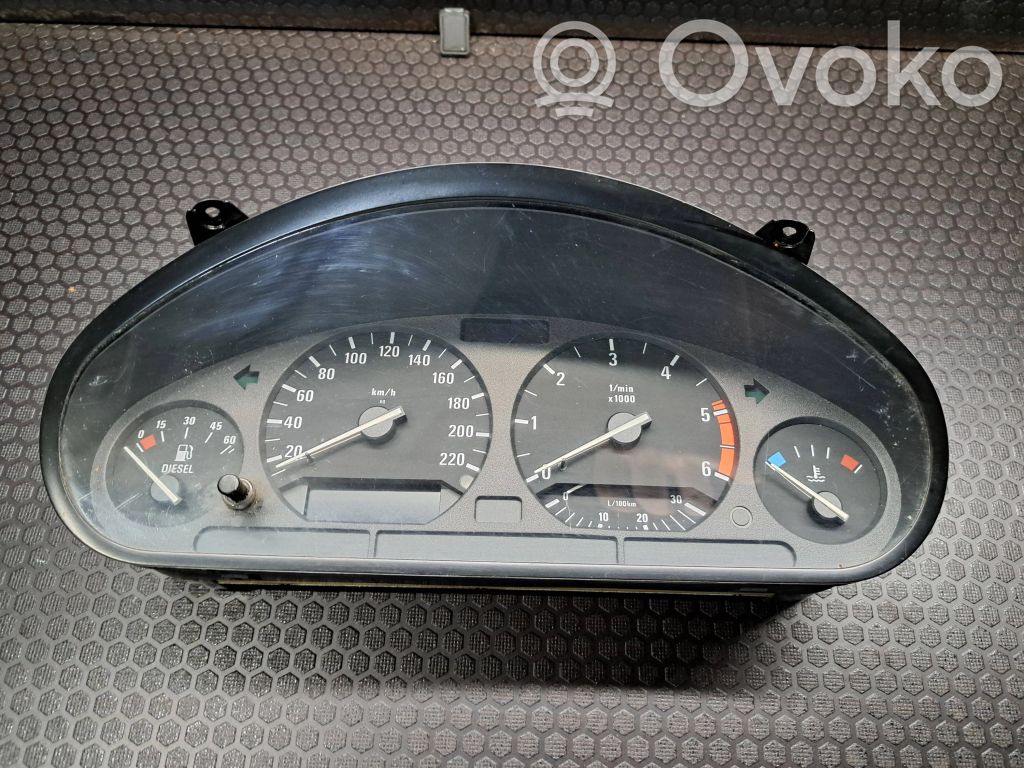 BMW 3 E36 Spidometras (prietaisų skydelis) 