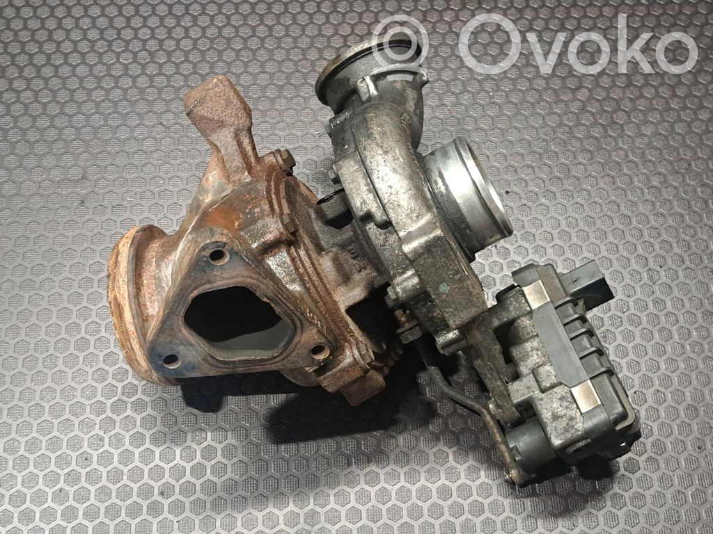 Mercedes-Benz Sprinter W901 W902 W903 W904 Turbina 
