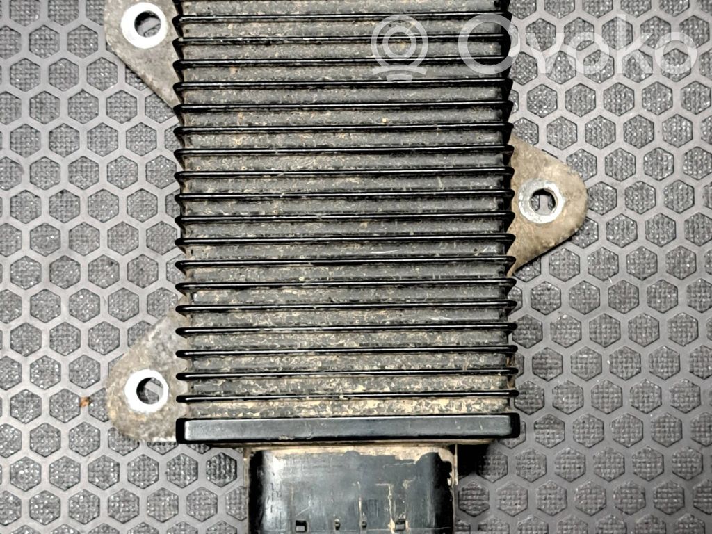 Engine control unit/module   MD340897,E8T11171