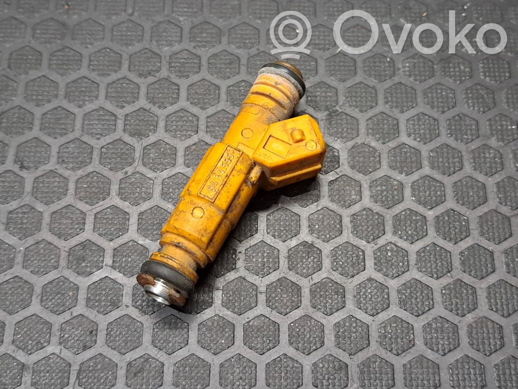 Volvo S70  V70  V70 XC Polttoainesuutin 