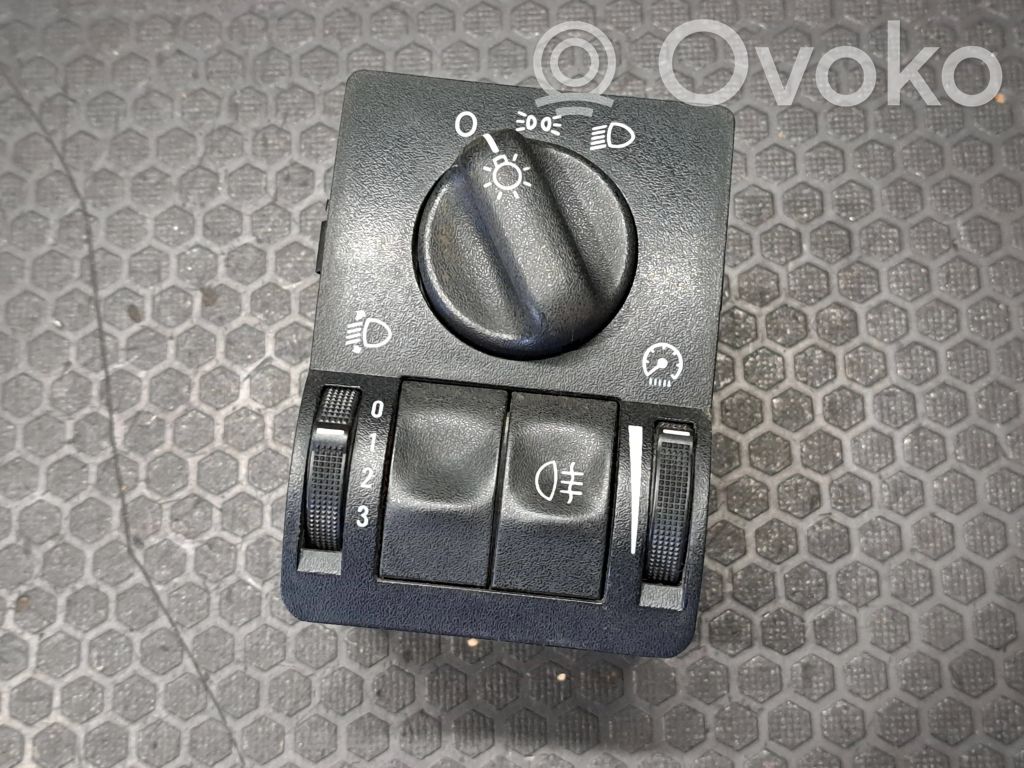 Opel Astra G Interruptor de luz 