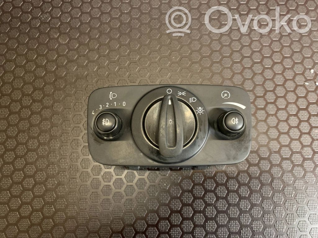 Light switch   8G9T13A024CA,090602A,160326