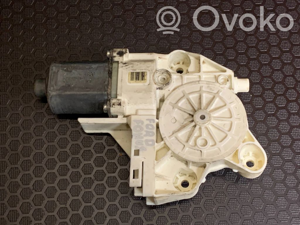 Ford Focus Front door window regulator motor 