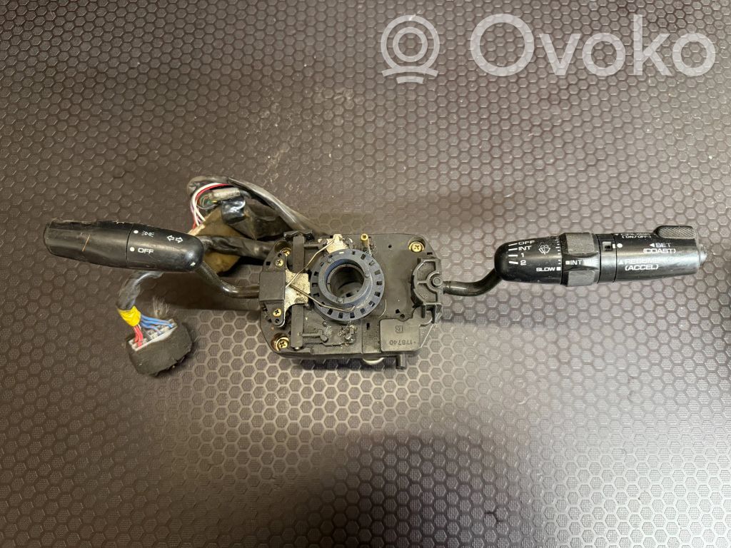 Mitsubishi Eclipse Commodo, commande essuie-glace/phare 
