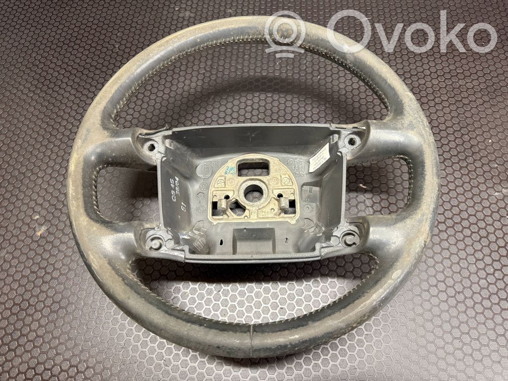 Volkswagen Touareg I Stūre 