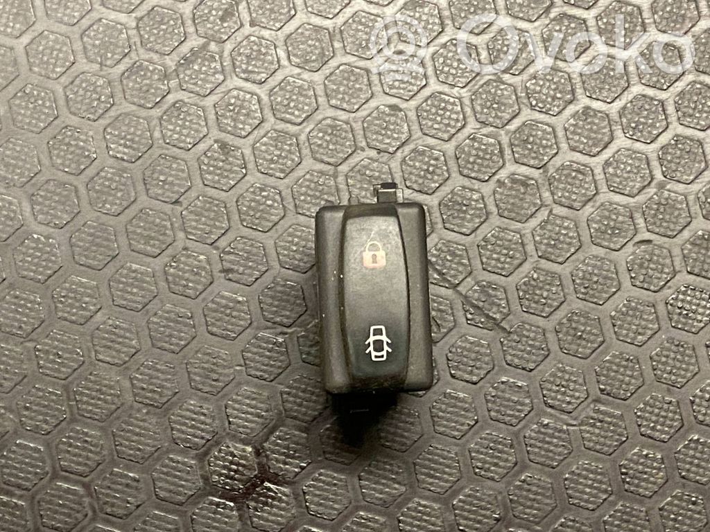 Opel Vivaro Central locking switch button 