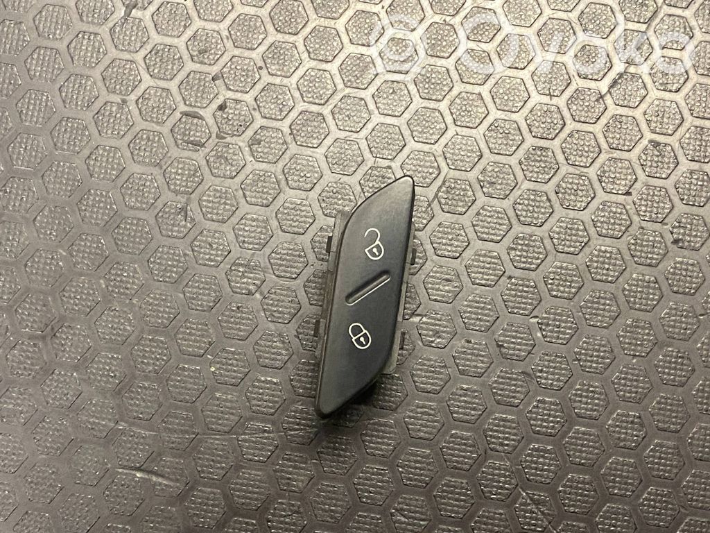 Volkswagen Golf VI Central locking switch button 