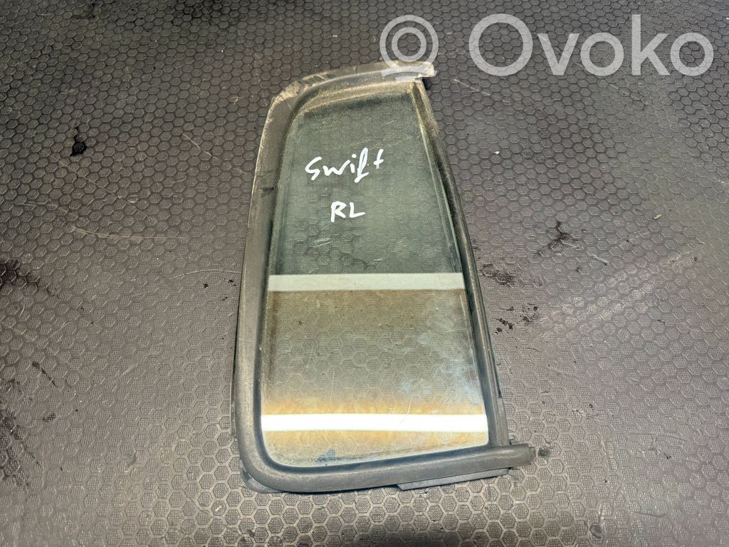 Suzuki Swift I Mazais stikls "A" aizmugurējās durvīs 