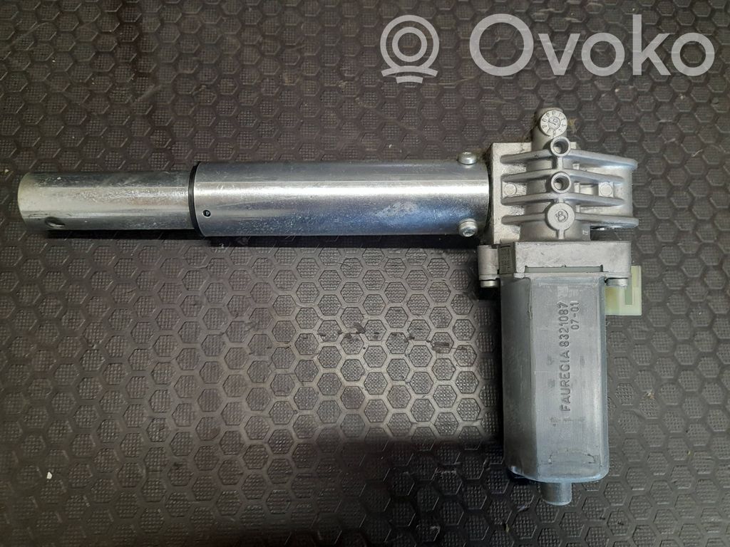 BMW 5 E60 E61 Sėdynės valdymo varikliukas 