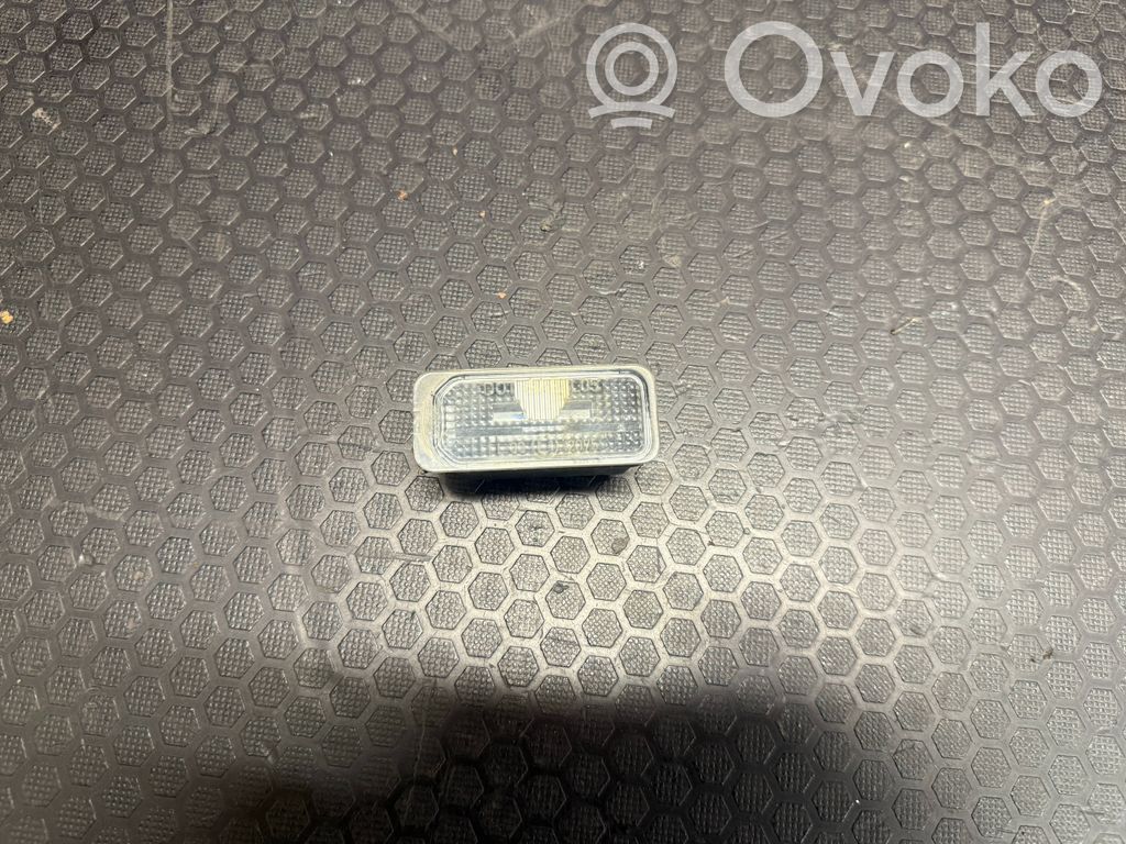 Jaguar XF X250 Lampa oświetlenia tylnej tablicy rejestracyjnej 