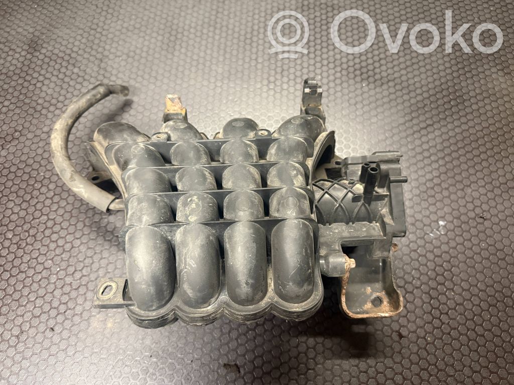 Mitsubishi Colt Collettore di aspirazione 