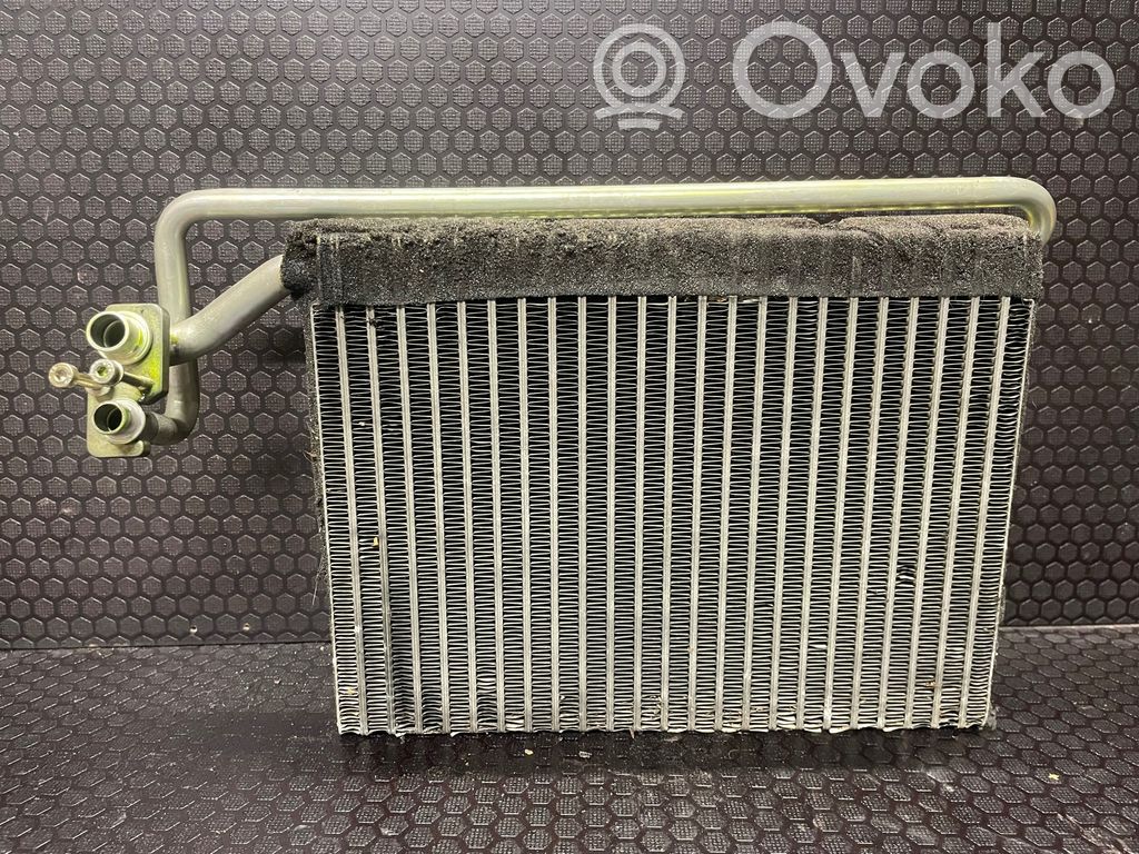 BMW 3 E46 Oro kondicionieriaus radiatorius (salone) 