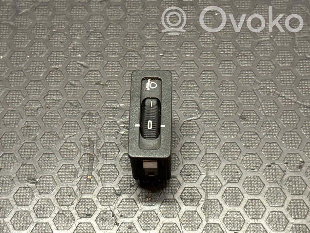 Headlight level height control switch   8360883,21320000