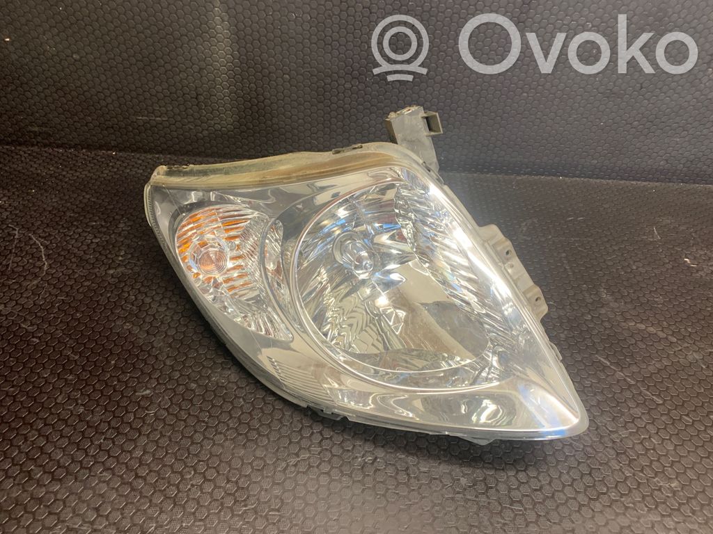 Suzuki Swift I Headlight/headlamp 