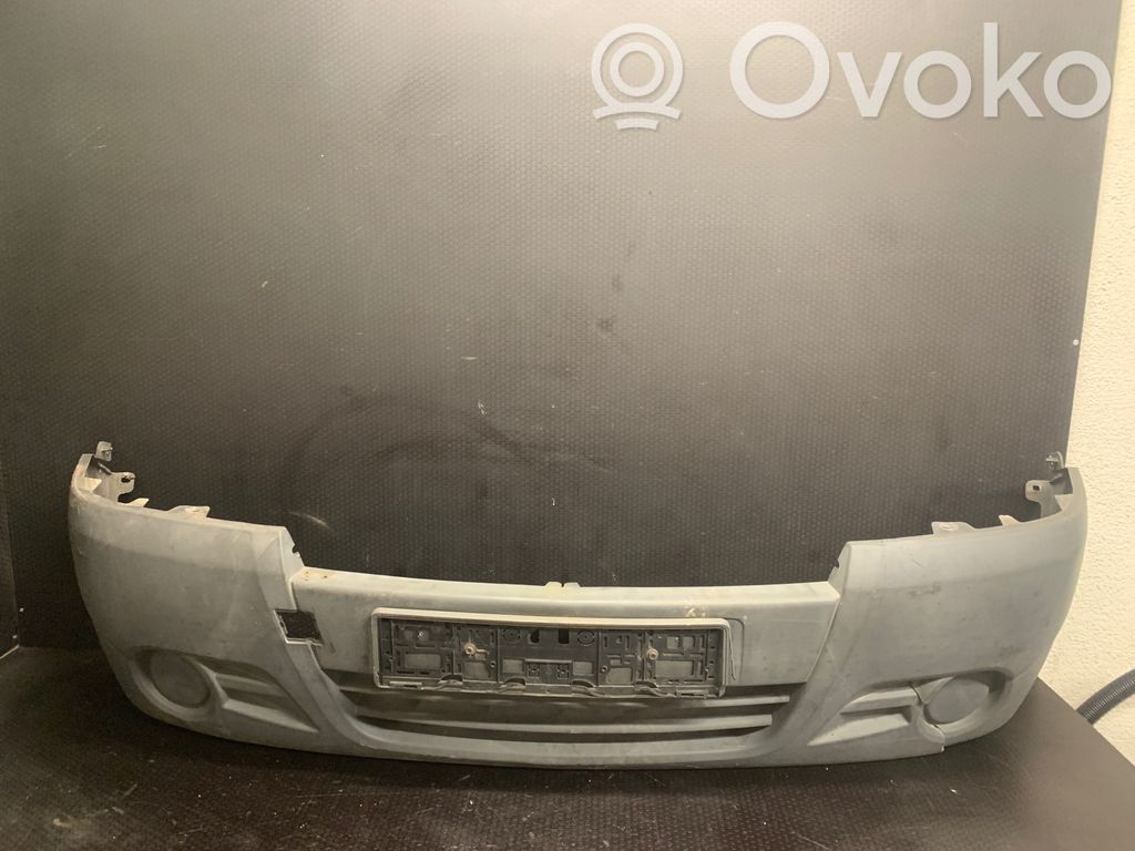 Opel Vivaro Front bumper 