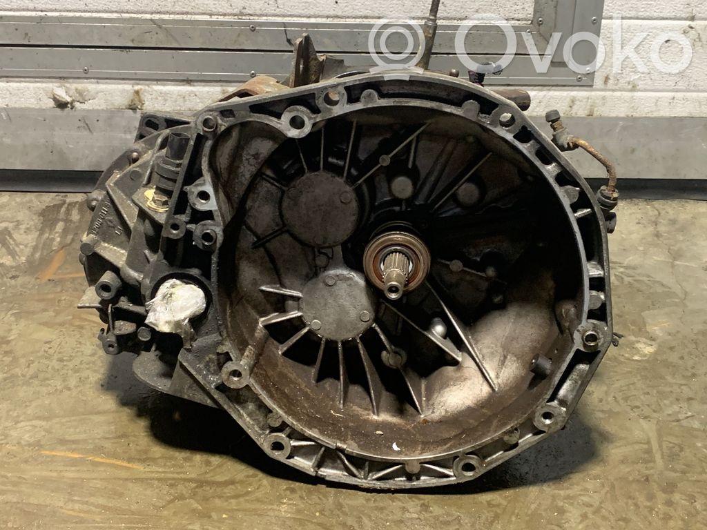 Opel Vivaro Manualna 5-biegowa skrzynia biegów 