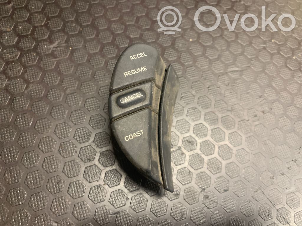 Chrysler Voyager Steering wheel buttons/switches 
