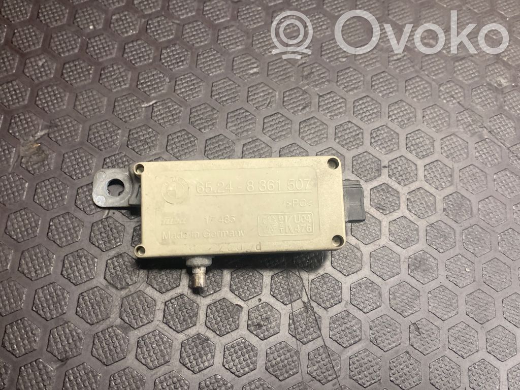 BMW 5 E39 Antenos stiprintuvas 