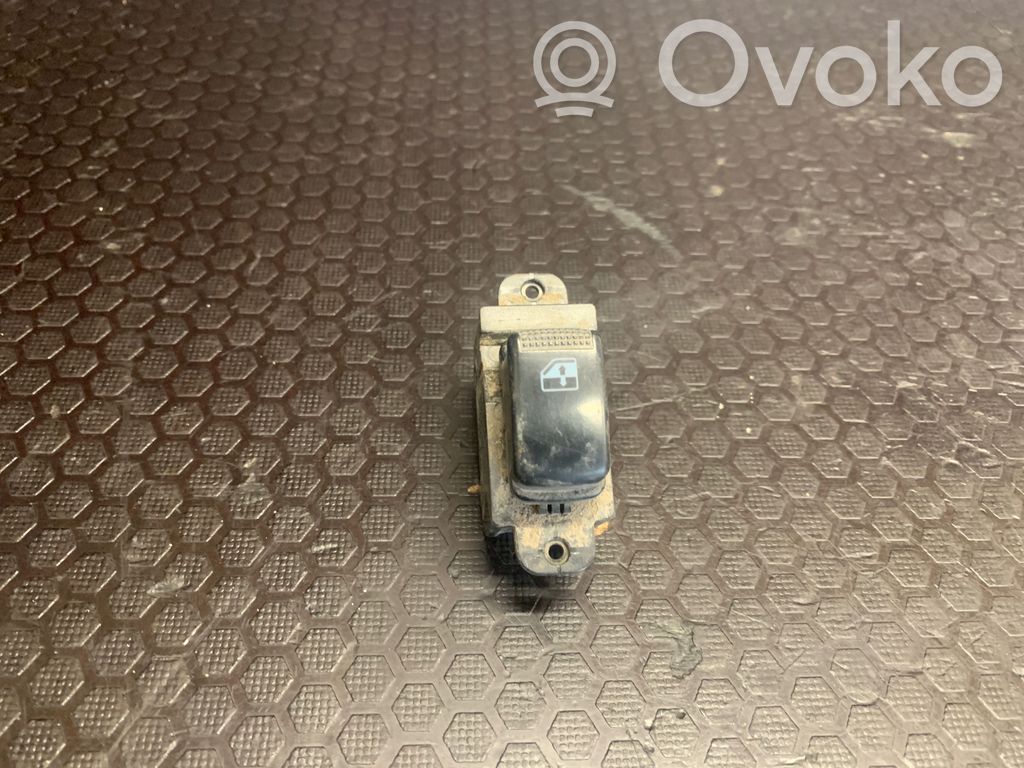 Hyundai Terracan Electric window control switch 
