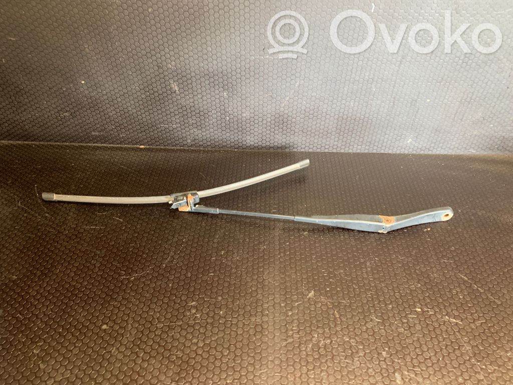 Opel Astra H Ramię wycieraczki szyby przedniej / czołowej 