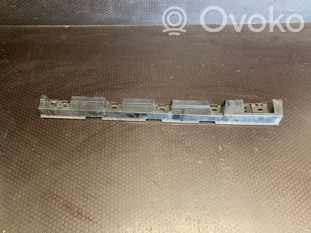 BMW X1 E84 Sill supporting ledge 