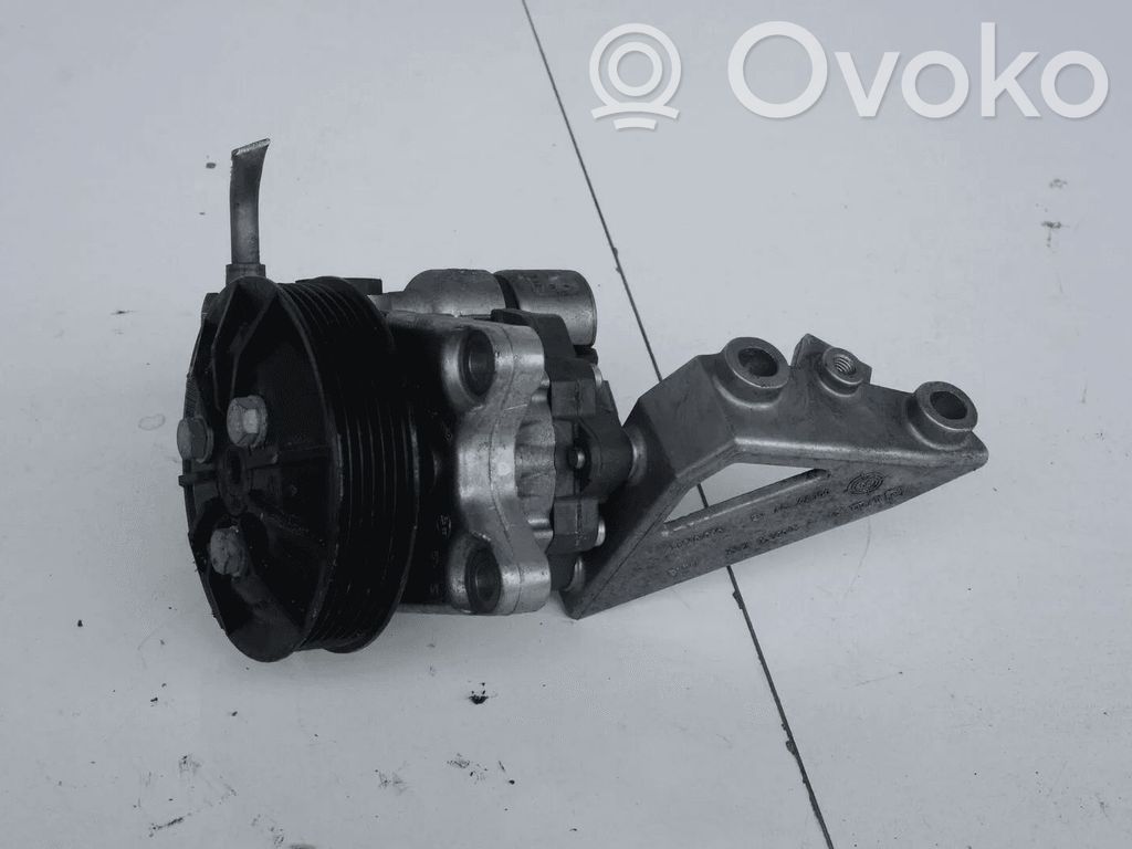 BMW 5 E60 E61 Power steering pump 